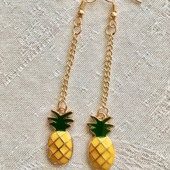 Pineapple Chain long Earrings - Picture 3 of 4
